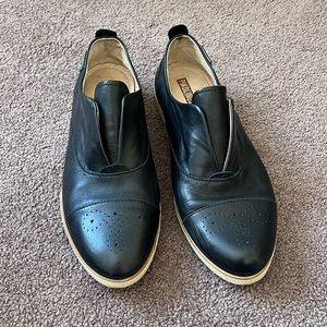 Pikolinos Pygros Laceless Oxfords